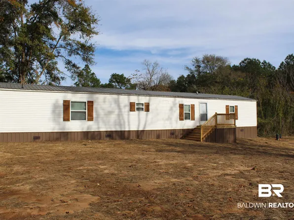 24740 Burgett Ln, Robertsdale, AL 36567