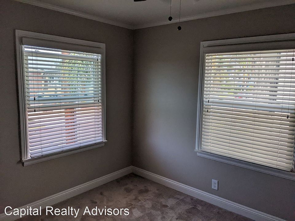 1st image of 1130 Bennett Ave #8