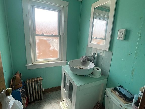 5th image of 9336 S Forest Ave