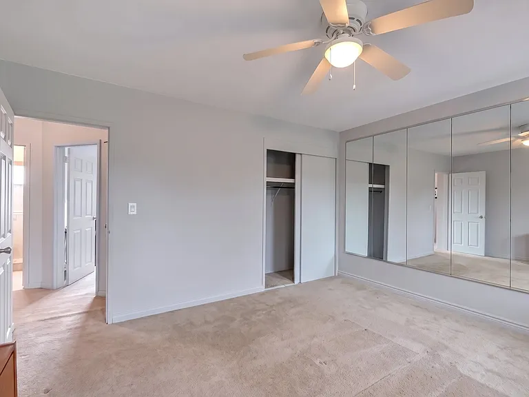 420 Park Pl #5C — Photo 7