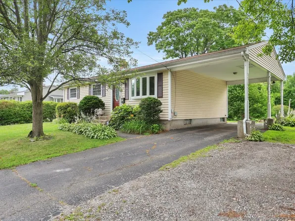 18 Hemingway Street, Plainville, CT 06062