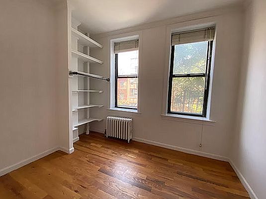 2nd image of 194 Bleecker St APT 2B
