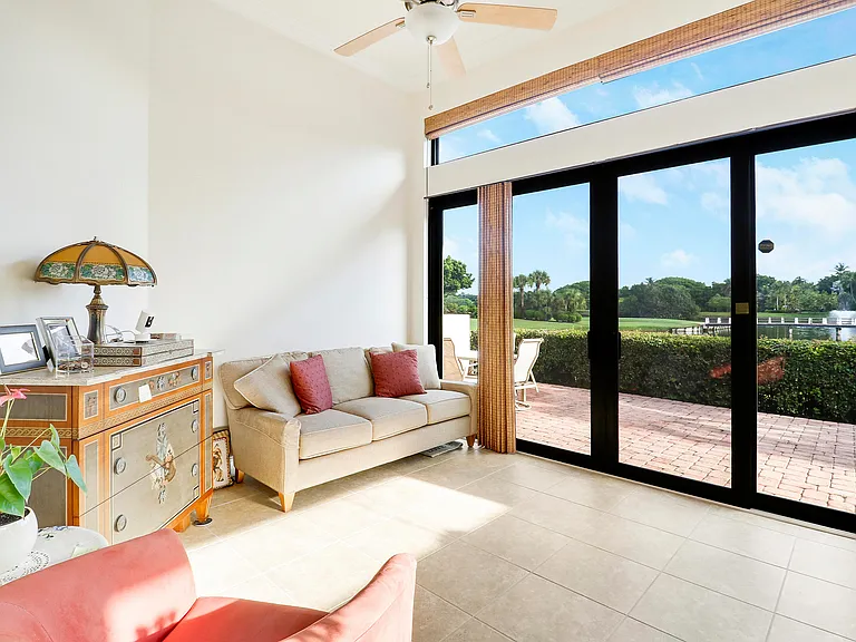 210 Coral Cay Ter — Photo 25