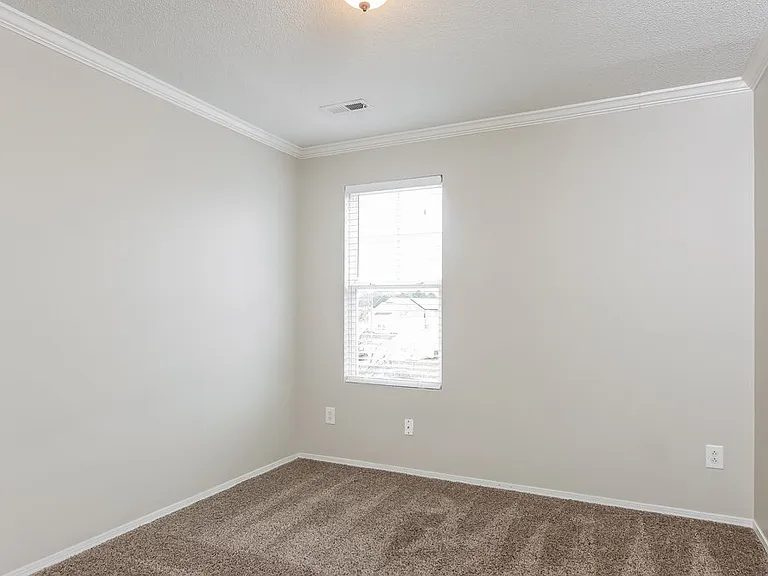 1005 Gelfield Rd — Photo 14