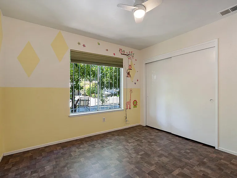 2107 Amador Ave — Photo 13