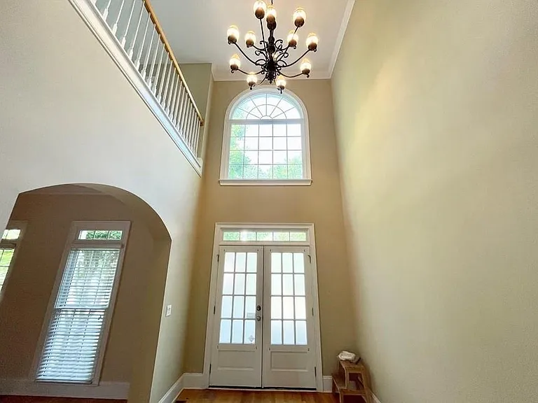 455 Wembley Cir — Photo 15