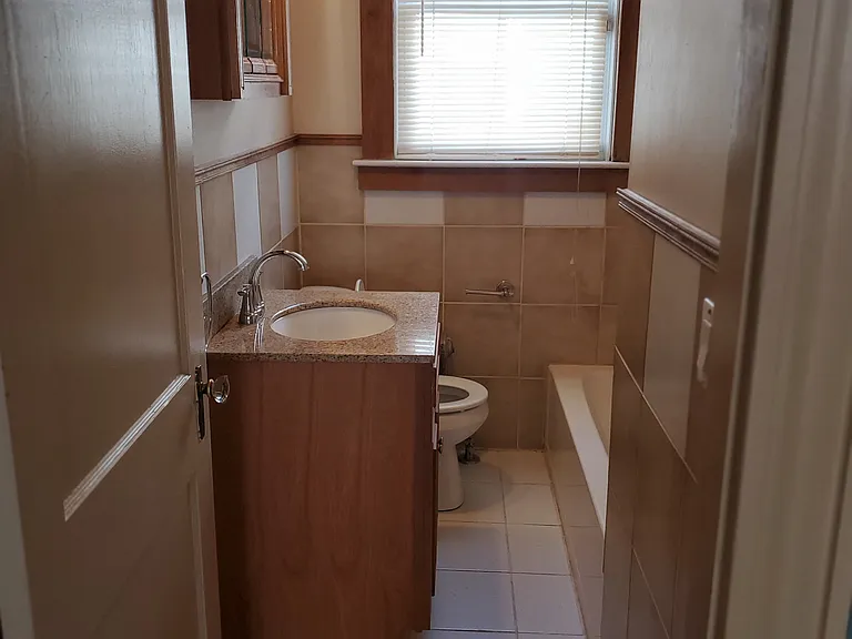 55-57 Higgins Ave #57 — Photo 14