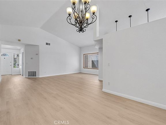 5th image of 10561 Mendoza Rd