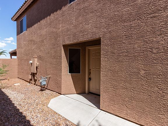 4th image of 41580 W Hillman Dr