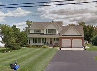 4425 Ransom Rd, Clarence, NY 14031