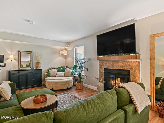 5th image of 1301 Wellington Place
