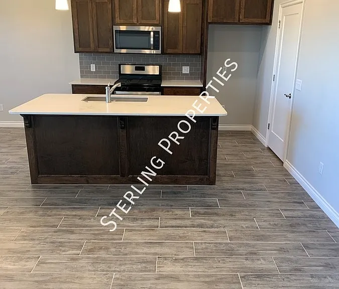 709 Blue Fish Ct — Photo 8