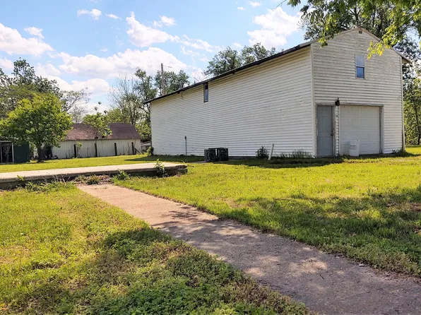 288 E Illinois Ave, Shawneetown, IL 62984