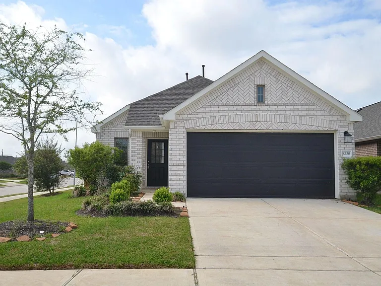 8230 Blue Fish Dr — Photo 3