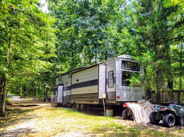 235 Awantia Dr, South Pittsburg, TN 37380