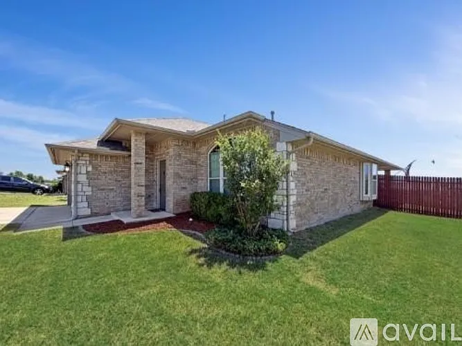 3902 Wiltshire Dr — Photo 9
