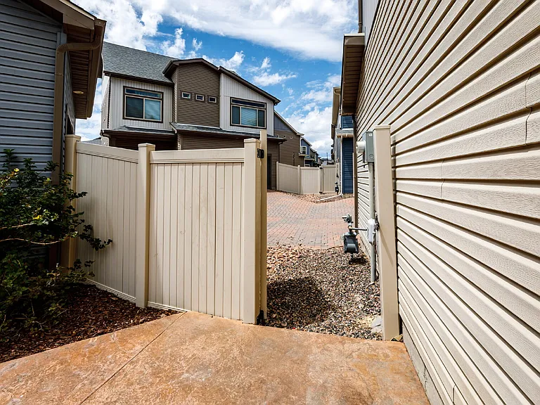 9347 Timberlake Loop — Photo 44