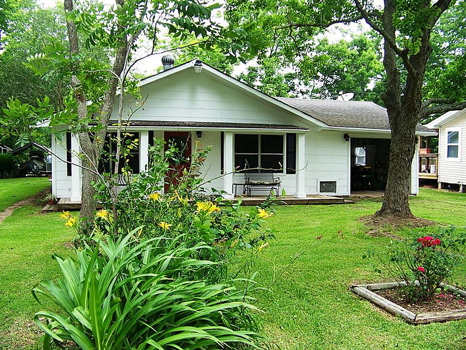 1st image of 939 Private Road 672