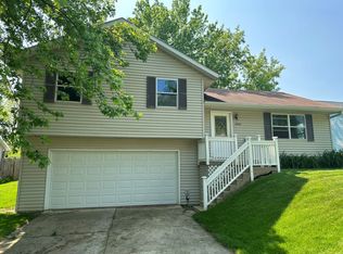 2906 Fell Rd, Madison, WI 53713