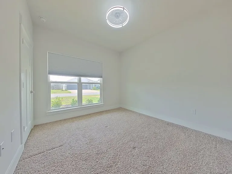 6178 Jenks Dr — Photo 11