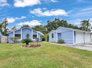 16010 Grass Lake Dr, Tampa, FL 33618