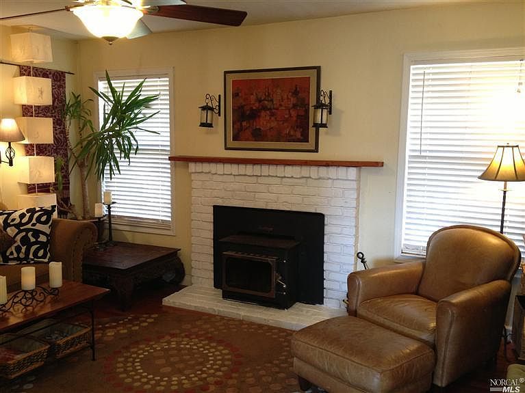 2nd image of 8258 Valley View Dr