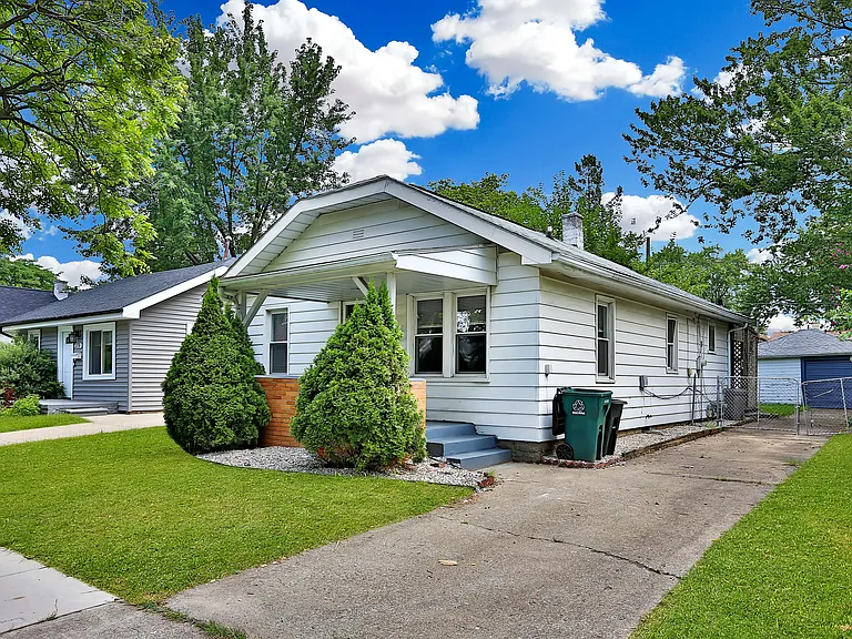 3226 Grayson St — Photo 16