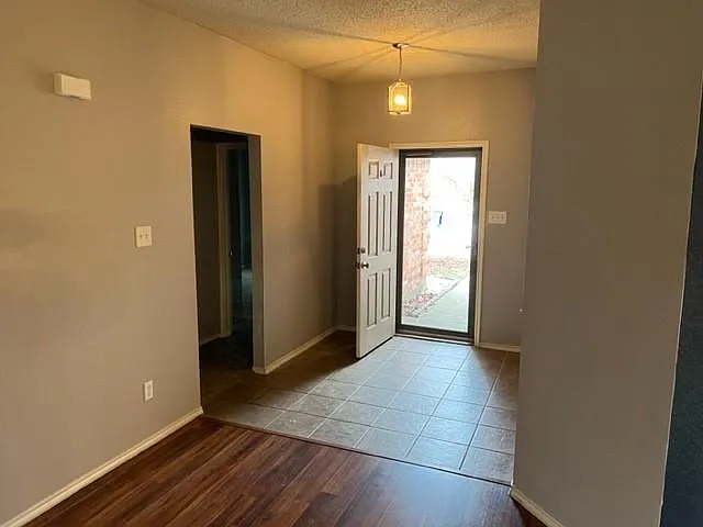 2817 Spencer Cir — Photo 6