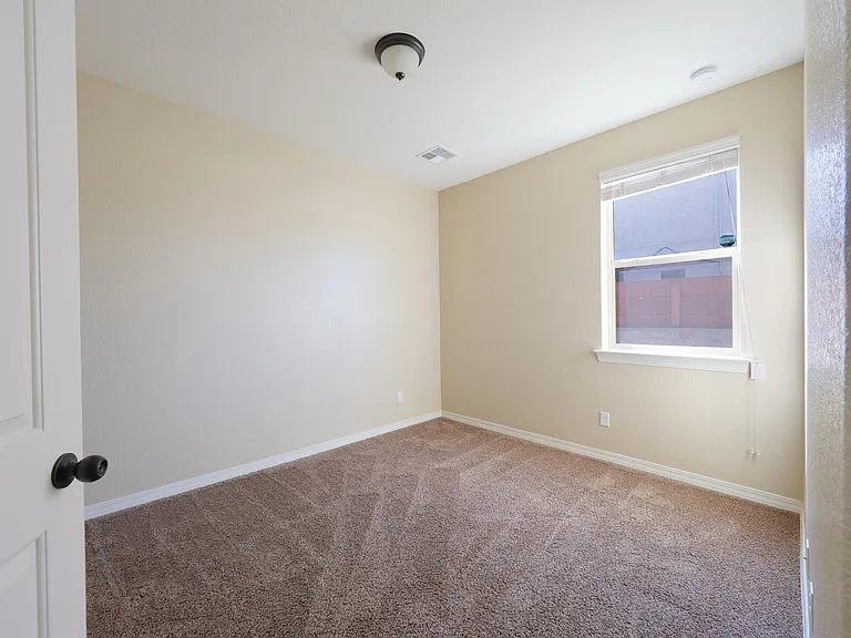 14436 Alyssa Marie — Photo 17