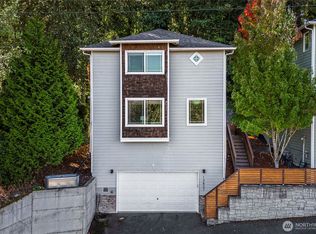 13827 Macadam Rd S, Seattle, WA 98168