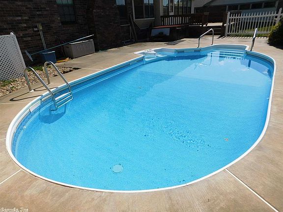 5th image of 1854 Oaklawn Dr