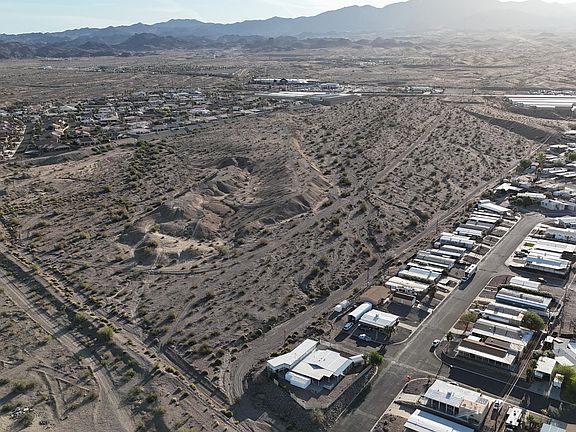 2nd image of 3815 S State Highway 95