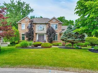 6431 Rockcliffe Est, Niagara Falls, ON L2J 4K7