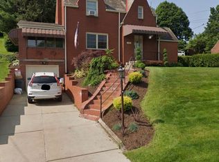 216 E Elmhurst Rd, Pittsburgh, PA 15220