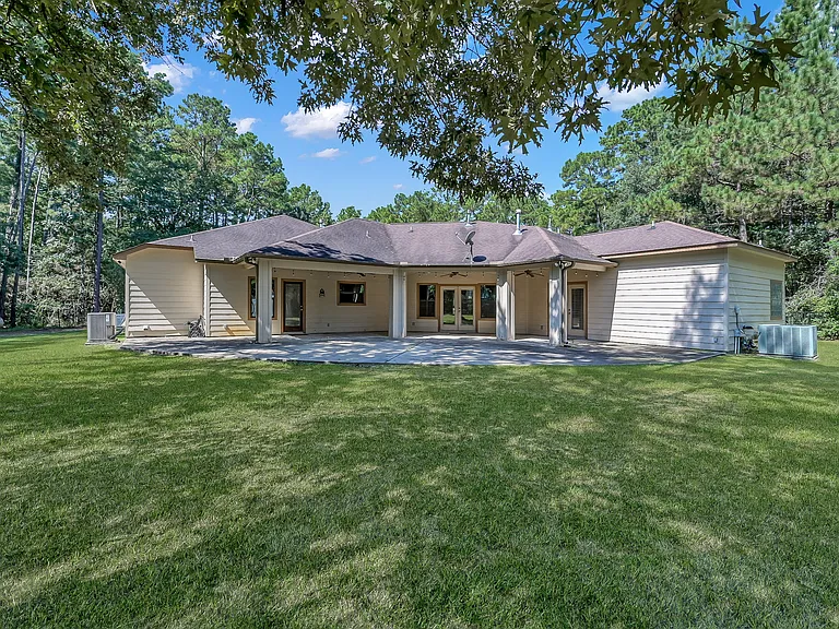 40102 Country Forest Dr — Photo 45