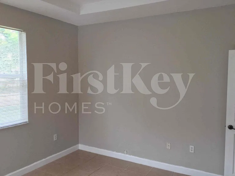 10773 SW 245th St — Photo 14