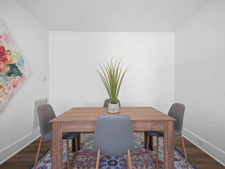 1801 N Polk St — Photo 16