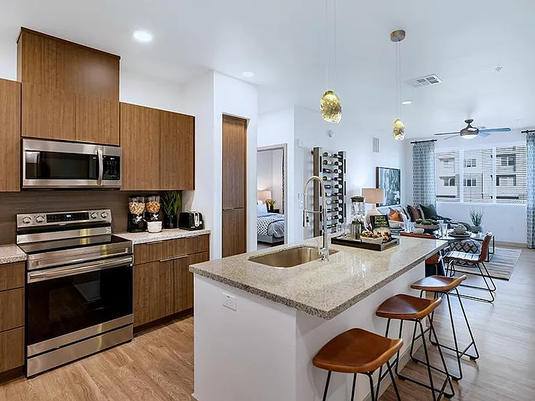 Kalon Luxury Apartments — Photo 7