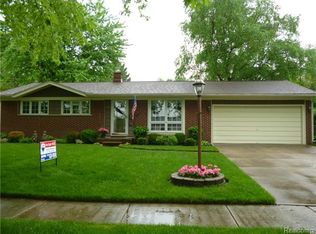 6041 Grace K Dr, Waterford, MI