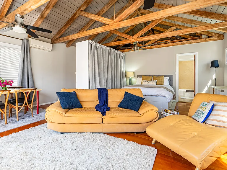 22 Ximeno Ave #R — Photo 8