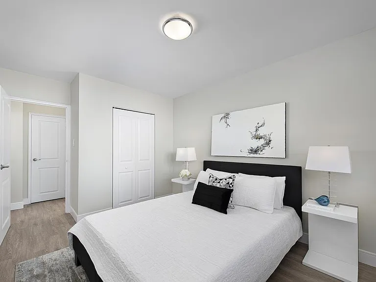 2050 Keele St — Photo 26