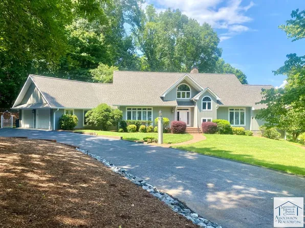 585 Hickory Ridge Rd, Martinsville, VA 24112