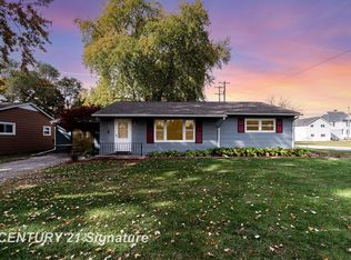 2 Tarras Ct, Bay City, MI 48706