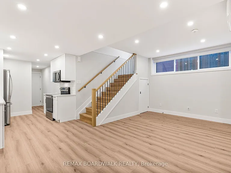 1348 Avenue Q #B — Photo 6