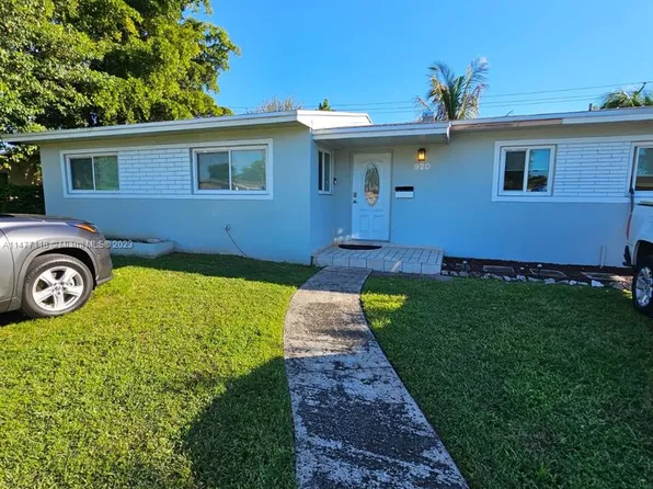 920 NW 200th St, Miami Gardens, FL 33169