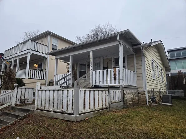 4606 Holly St, Kansas City, MO 64112