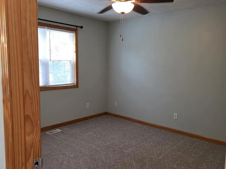 1303 California Ave — Photo 10