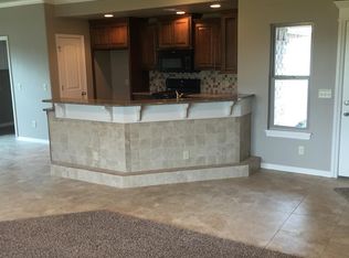 709 S Howard Ave, Moore, OK 73160