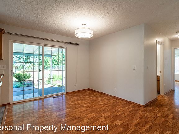 5th image of 4100 Manzanita Ct