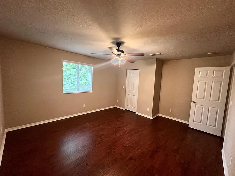 2552 SW Marshfield Ct — Photo 14